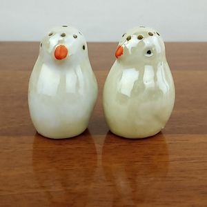 Vintage luster chicks salt and pepper shakers
